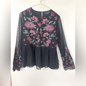 American Eagle embroidered flowers